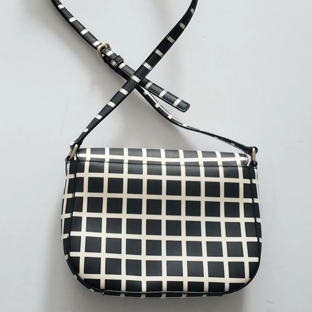 Kate Spade NWOT Saffiano Leather Crossbody Flap Bag NEVER USED.